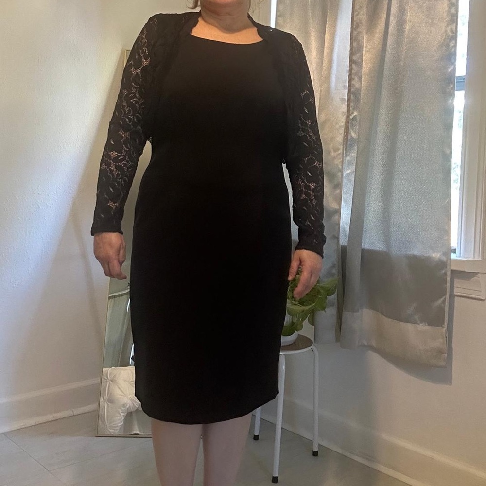Le Suit Black Sheath Dress Long Sleeve Square Neck